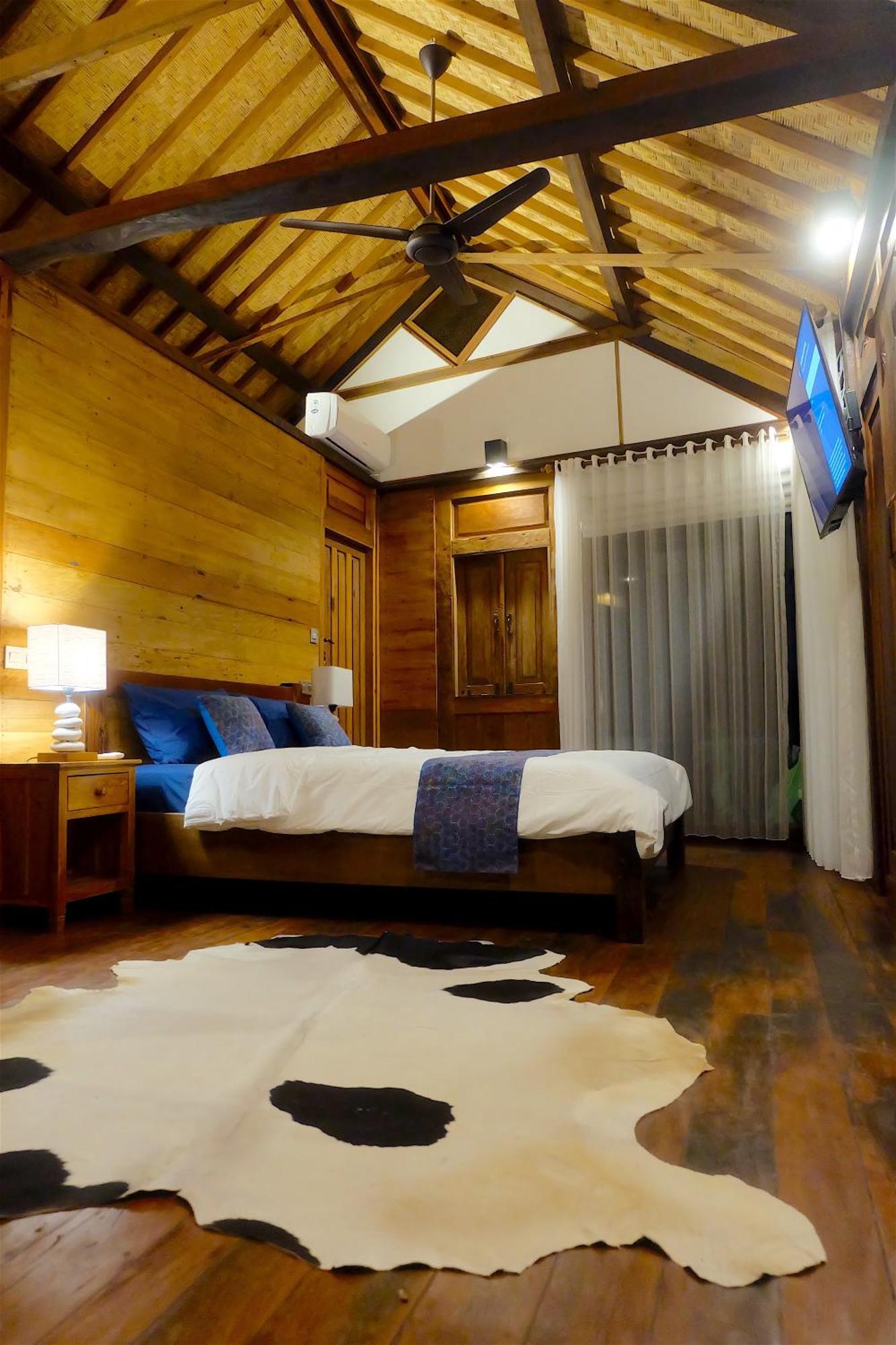 Villa Pilou Boutique Hotel タナロット エクステリア 写真