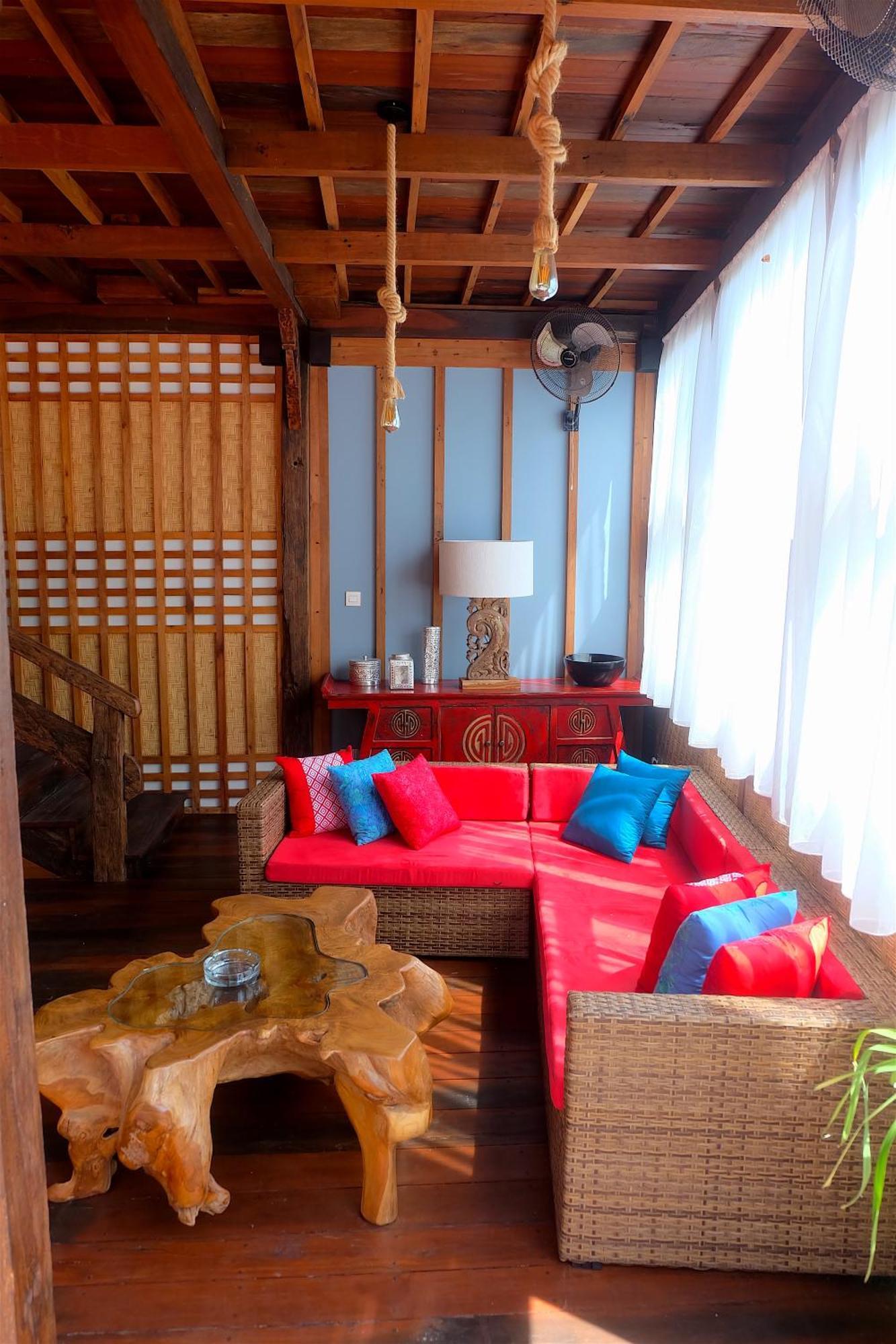 Villa Pilou Boutique Hotel タナロット エクステリア 写真